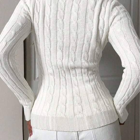 White Casual Women's Lightweight Round Neck Long Sleeve Slim Fit Fitted Cropped - Picture 2 of 6